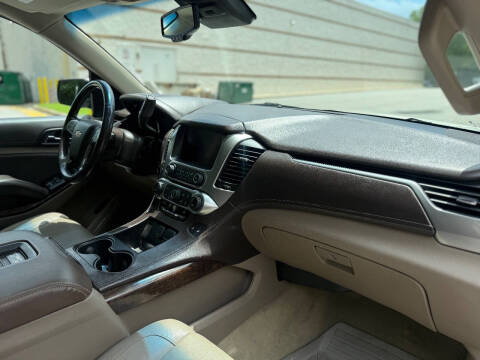2017 Chevrolet Suburban LT