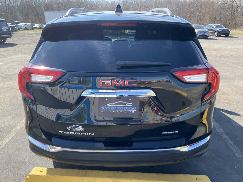 2023 GMC Terrain SLT