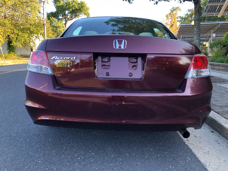 2009 Honda Accord LX photo 4