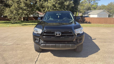 2017 Toyota Tacoma SR5