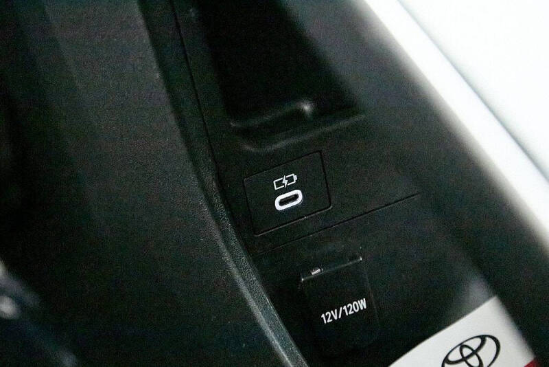 2024 Toyota bZ4X Limited