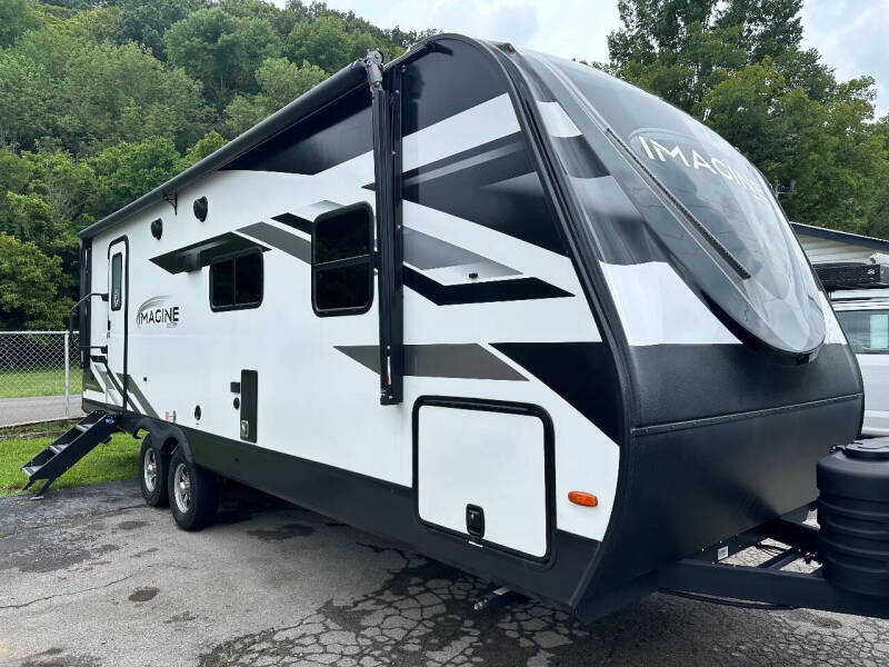 2023 Grand Design RV Imagine 2600RB for sale at GT Auto Group in Goodlettsville TN