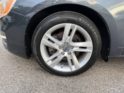 2015 Volvo S60 T5 Drive-E Premier Plus