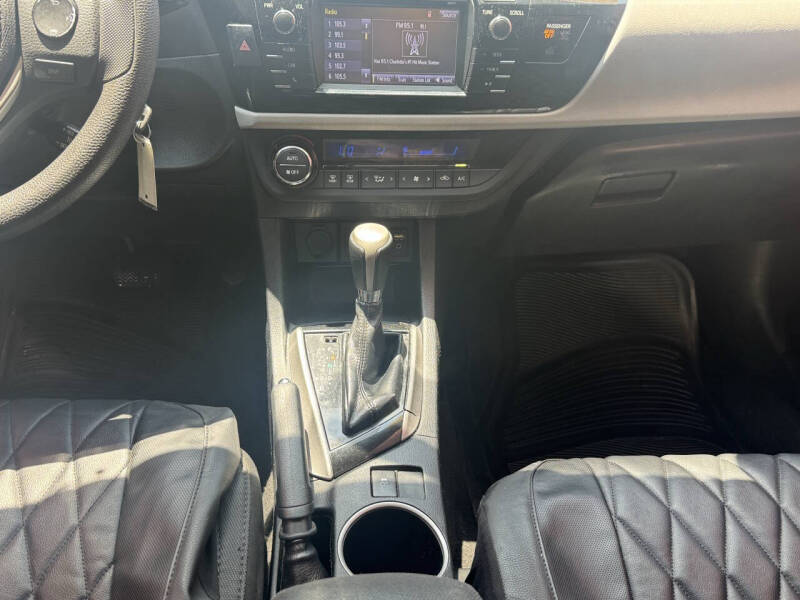 2016 Toyota Corolla LE