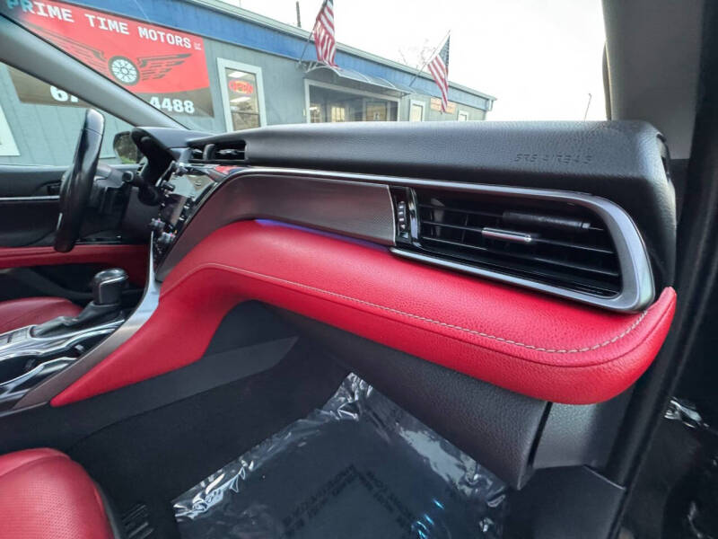 2020 Toyota Camry XSE