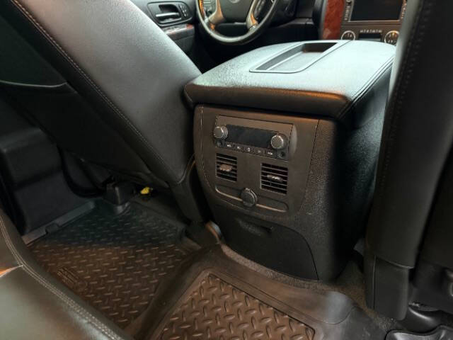 2011 Chevrolet Avalanche LTZ