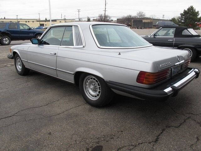 1977 Mercedes-Benz 450-Class