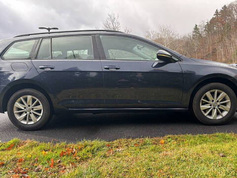 2017 Volkswagen Golf SportWagen TSI SE