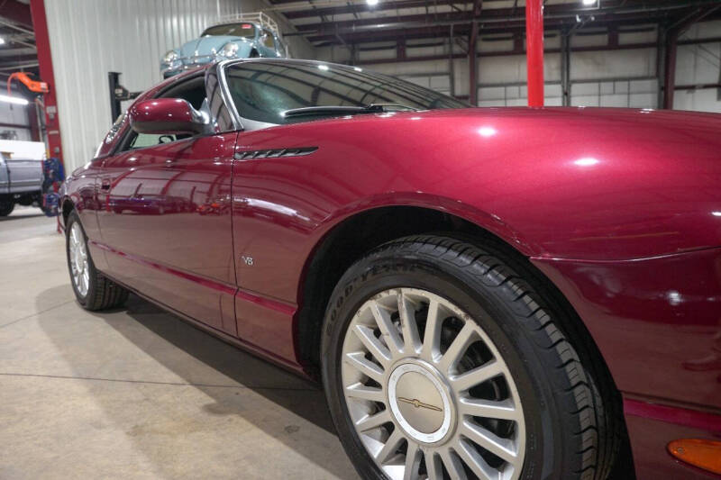 2004 Ford Thunderbird Deluxe