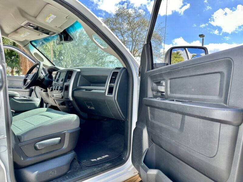 2015 RAM 1500  - $14,995
