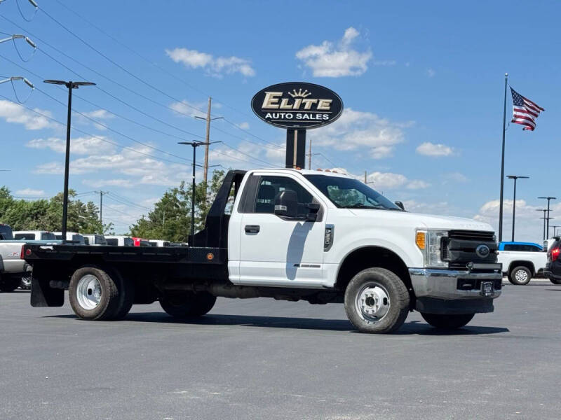 2017 Ford F-350 Super Duty Chassis Cab XL's photo