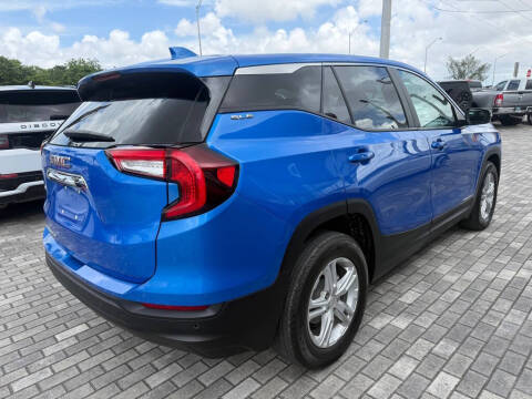 2024 GMC Terrain SLE