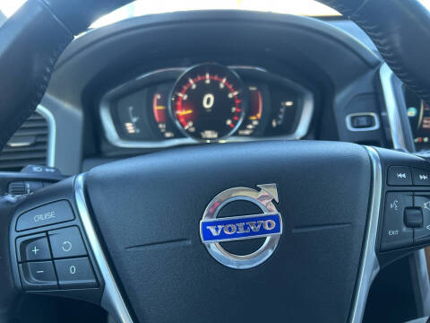 2017 Volvo XC60 T6 Inscription