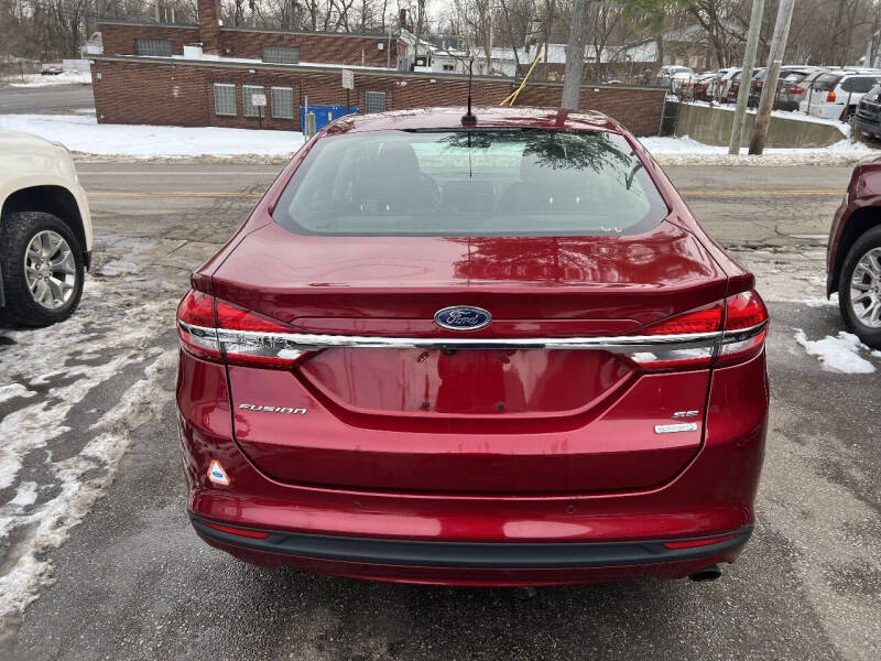 2017 Ford Fusion SE