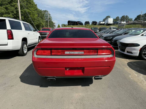2012 Dodge Challenger R/T Plus