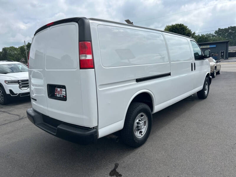 2017 Chevrolet Express 2500