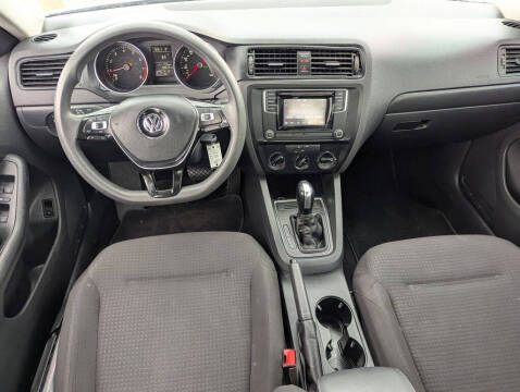 2016 Volkswagen Jetta