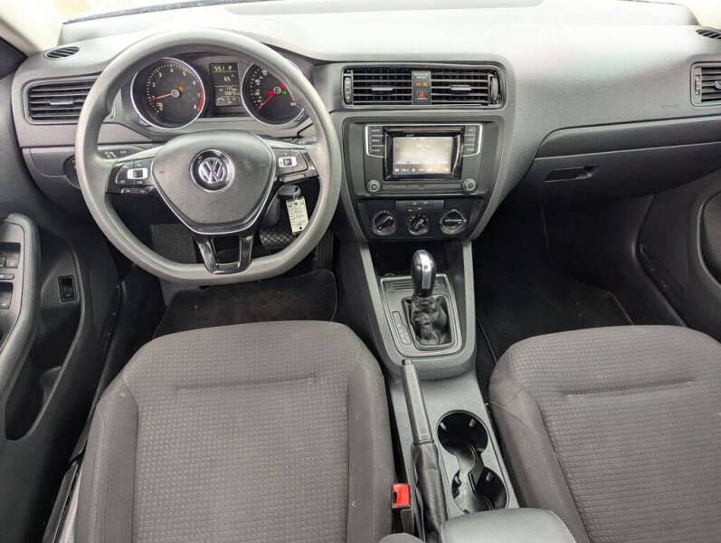 2016 Volkswagen Jetta