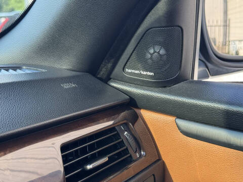 2011 BMW 3 Series 335i