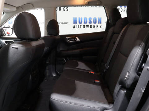 2020 Nissan Pathfinder SV