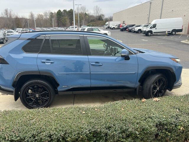 2023 Toyota RAV4 Hybrid SE