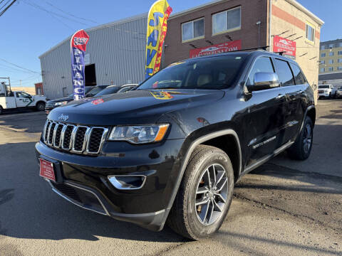 2017 Jeep Grand Cherokee for sale at Carlider USA in Everett MA