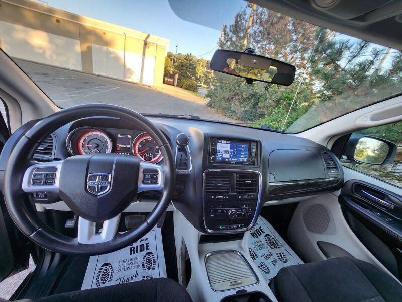 2014 Dodge Grand Caravan SE