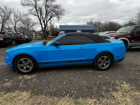 2012 Ford Mustang for sale at Supreme Auto Sales II, LLC in Nowata OK