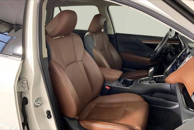 2022 Subaru Outback Touring XT