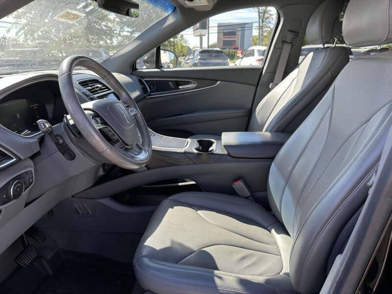 2019 Lincoln Nautilus Reserve