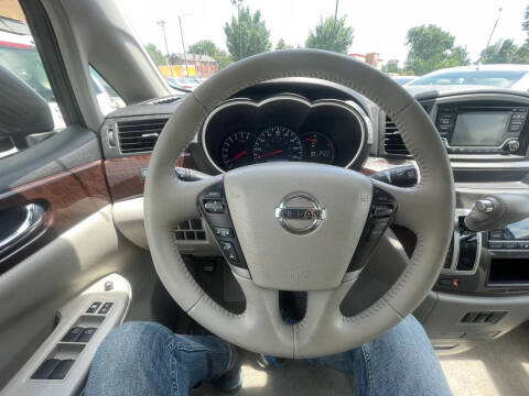 2016 Nissan Quest