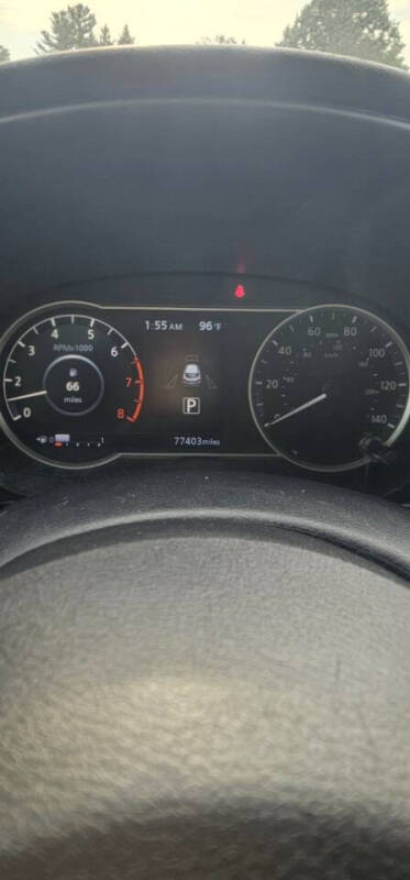 2019 Nissan Kicks SR