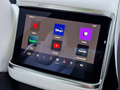 2023 Tesla Model X Standard Range
