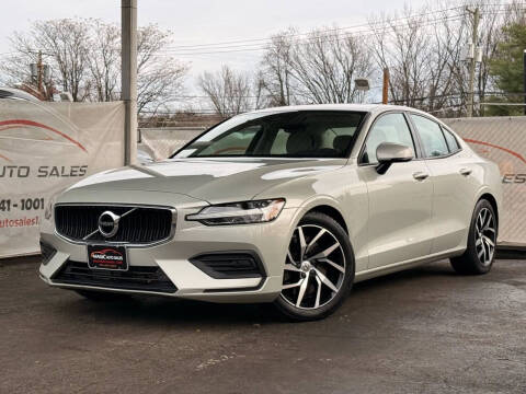 2019 Volvo S60 T6 Momentum