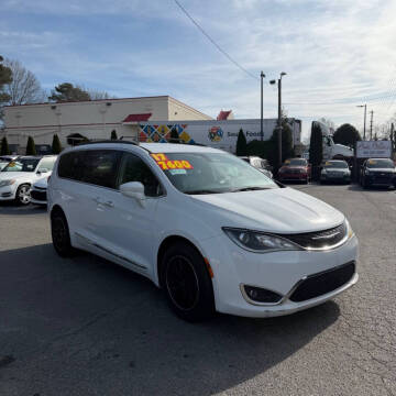 2017 Chrysler Pacifica Touring Plus