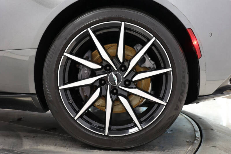 2017 Aston Martin DB11