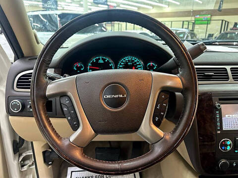 2012 GMC Yukon Denali