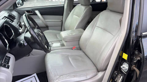 2011 Toyota Highlander