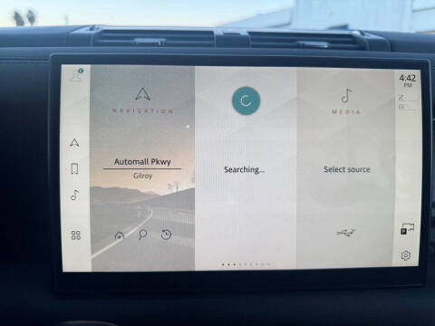 2024 Land Rover Defender 130 P400 X-Dynamic SE