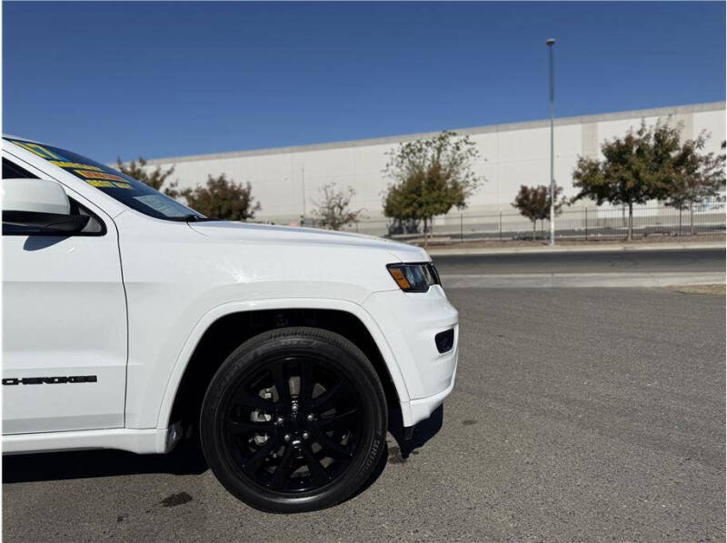2017 Jeep Grand Cherokee Altitude
