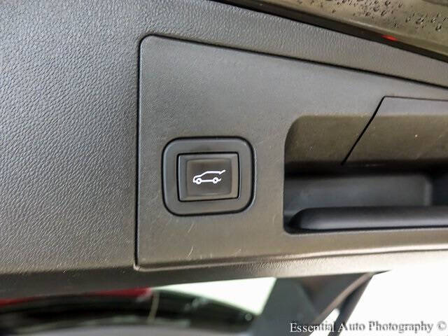 2023 Cadillac XT5 Luxury