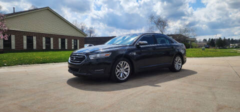 2013 Ford Taurus for sale at Lease Car Sales 2 in Warrensville Heights OH