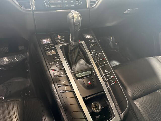 2018 Porsche Macan S