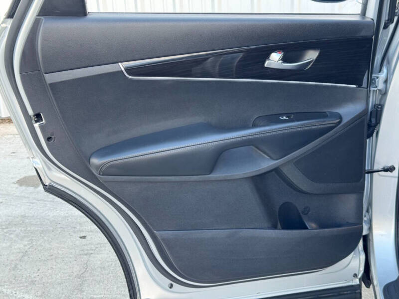 2020 Kia Sorento S V6