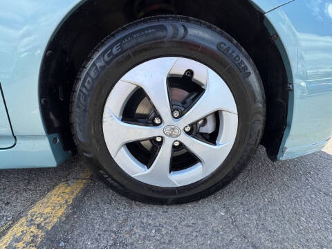 2014 Toyota Prius Two