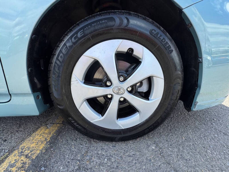 2014 Toyota Prius Two