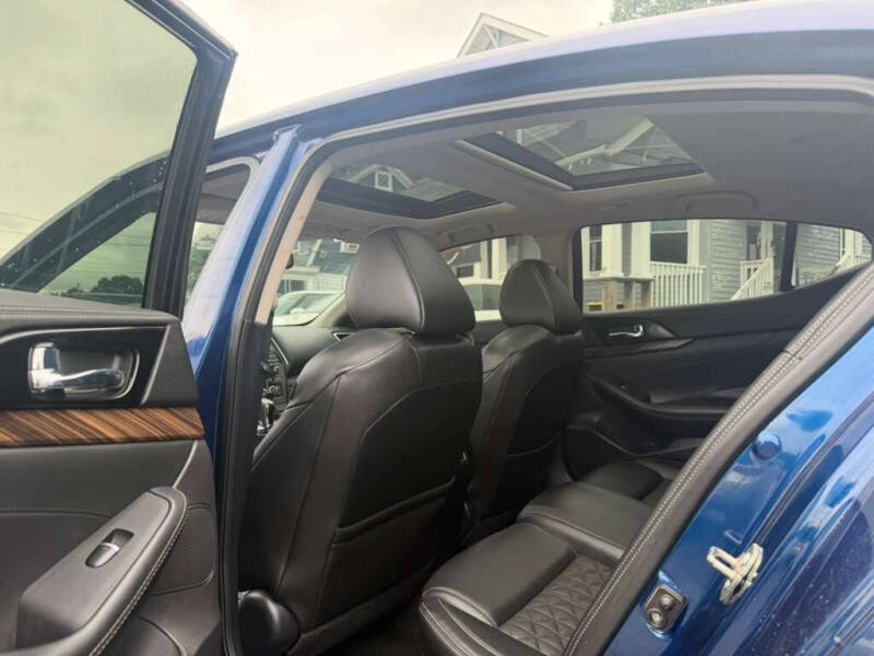 2016 Nissan Maxima Platinum