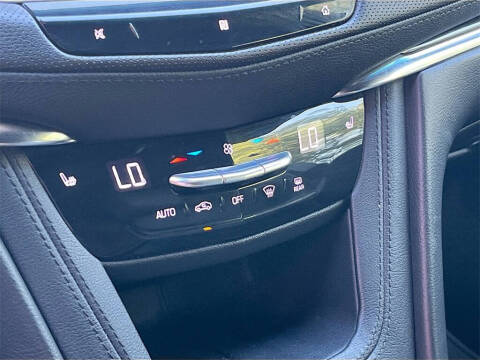 2020 Cadillac XT5 Premium Luxury