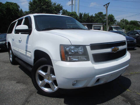 2014 Chevrolet Suburban for sale at Unlimited Auto Sales Inc. in Mount Sinai NY