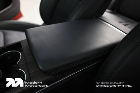 2023 Tesla Model X Standard Range
